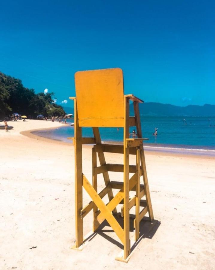 Apartamento Dona Frida Prainha Com Wifi Pe Na Areia Caraguatatuba Ngoại thất bức ảnh