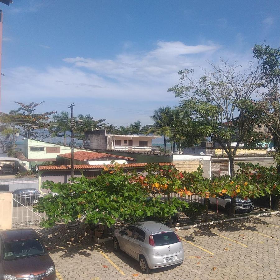 Apartamento Dona Frida Prainha Com Wifi Pe Na Areia Caraguatatuba Ngoại thất bức ảnh